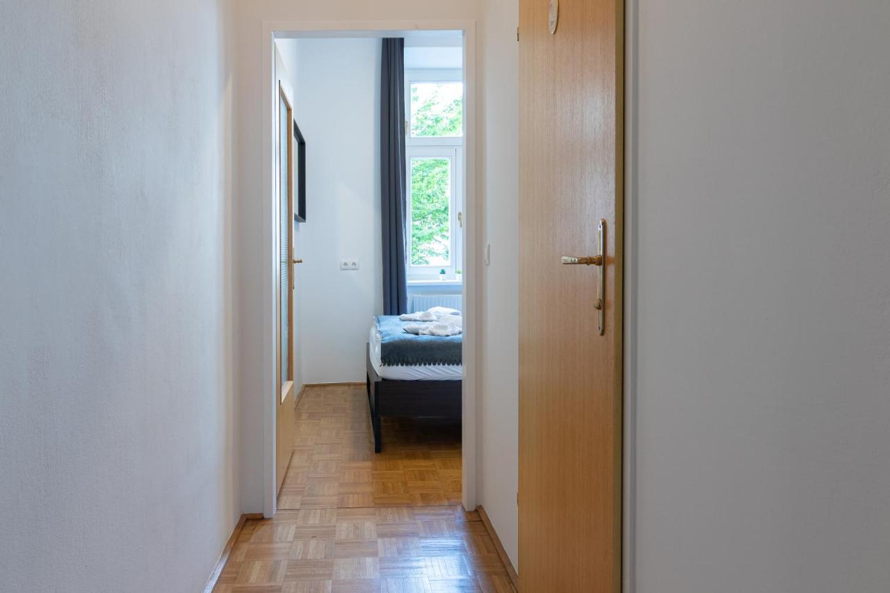 Vienna Central Station Residence Екстериор снимка