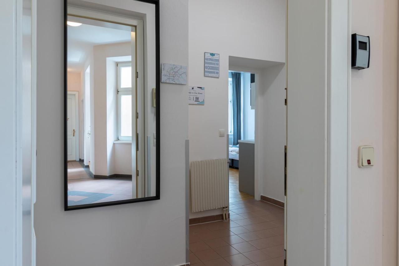 Vienna Central Station Residence Екстериор снимка