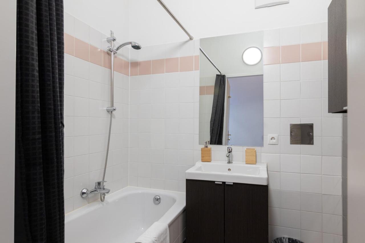 Vienna Central Station Residence Екстериор снимка